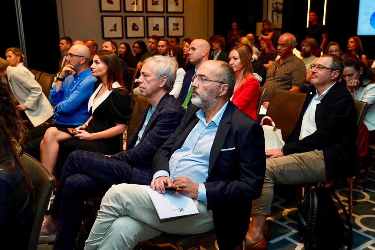 AI, стратегия и глобальные инвестиции: основные моменты конференции The Ultima World