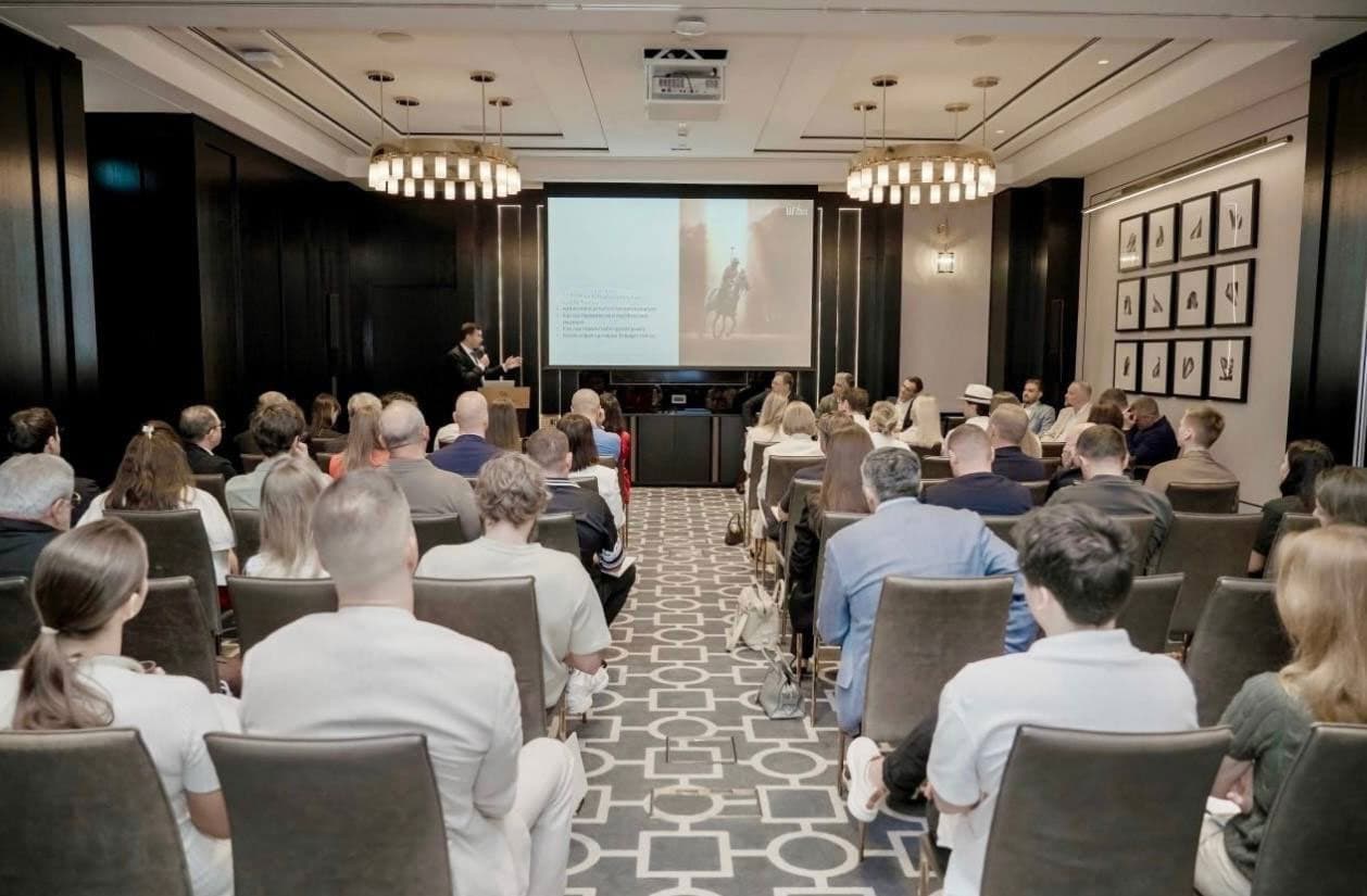 AI, стратегия и глобальные инвестиции: основные моменты конференции The Ultima World