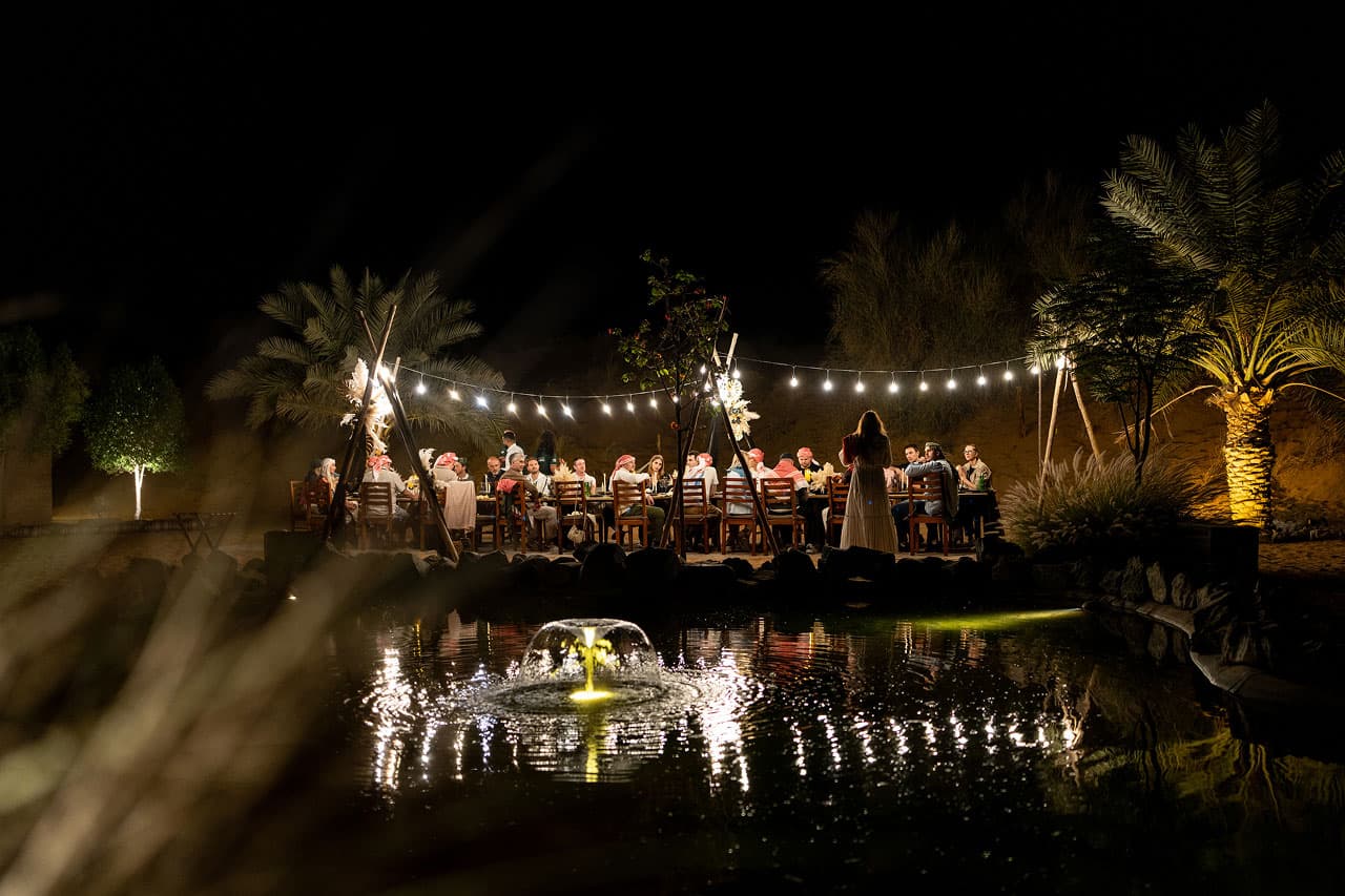 Вечер в пустыне с The Ultima World